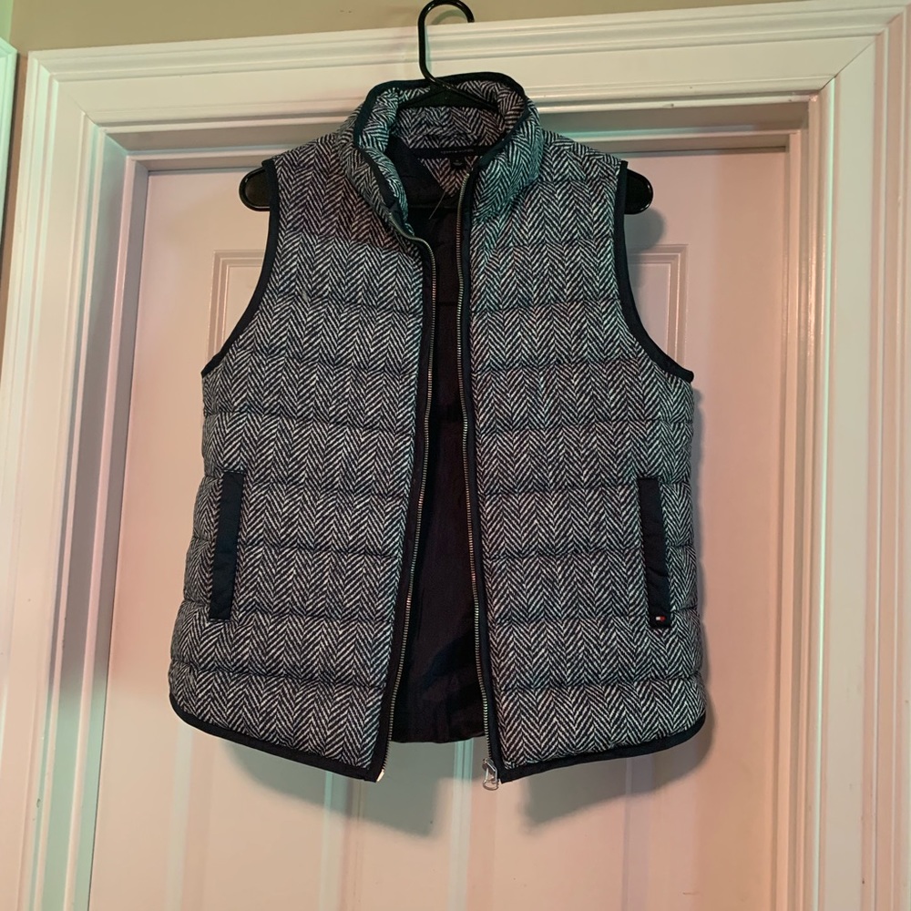 Vest! - Picture 3 of 3